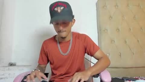 alpha_marcus online show from May 9, 8:04 am