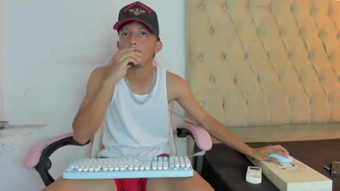 alpha_marcus online show from May 2, 4:48 am