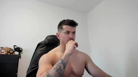 LeatherMaster online show from May 8, 3:34 pm