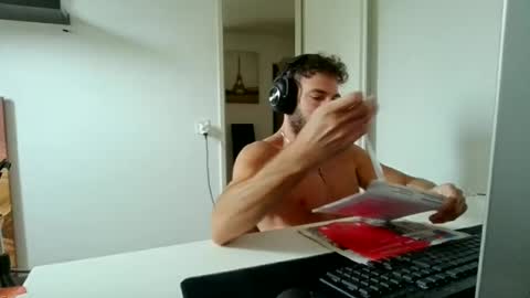 alphah_hunk online show from June 12, 10:02 am
