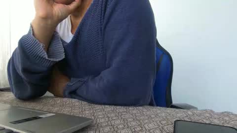 AlphAndre online show from April 18, 5:09 am
