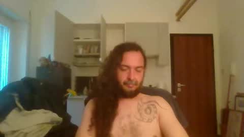altanboy online show from May 8, 8:04 am