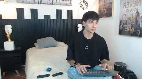 amethystshadow online show from April 30, 8:57 pm