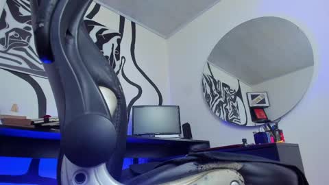 Andrs   -                   online show from April 28, 2:27 am