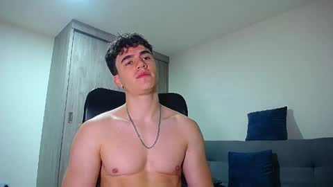 Andre Parker online show from May 9, 1:17 am