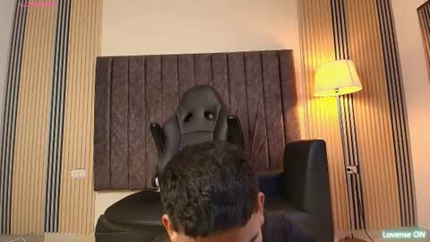 andres_stud online show from July 28, 4:09 am