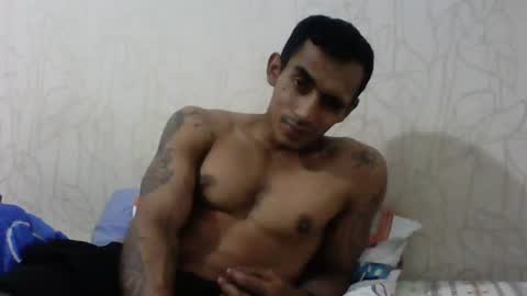 andresfmc1997 online show from August 1, 5:06 am