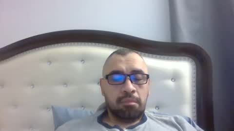 andressantamaria online show from March 5, 2:03 am