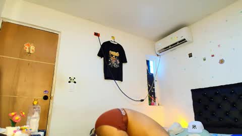 andreswhite_shotoflust online show from May 14, 6:50 pm