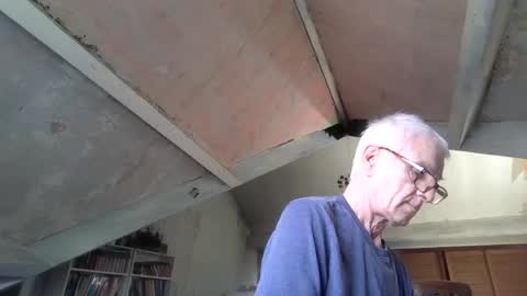 Andrew online show from August 3, 11:27 am