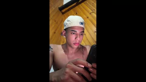 Andrew M. online show from May 14, 2:31 am