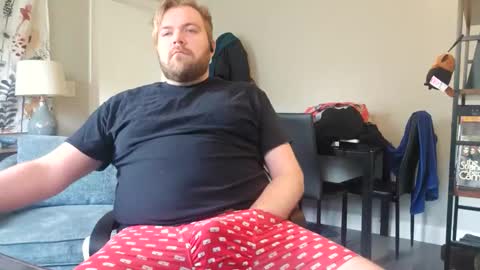 andrew_tzz online show from May 22, 11:48 am