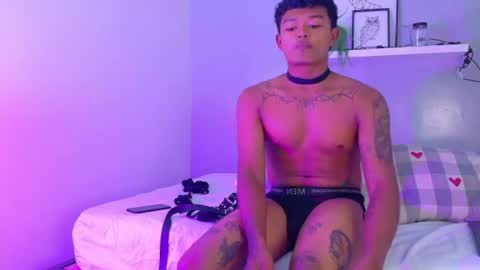 ANDREW KENNOXX online show from June 23, 7:06 pm