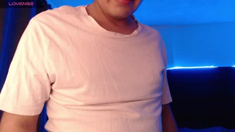 andrewmhilton_ online show from July 27, 6:09 am