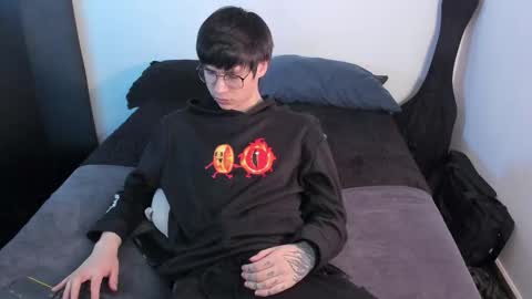 twx Andy twink3 online show from February 12, 4:40 am