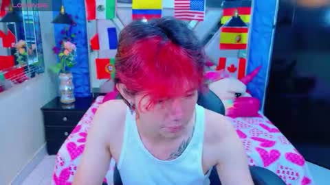 andy_collin5 online show from July 19, 12:44 pm