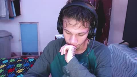 andy_dan1 online show from May 19, 6:30 am