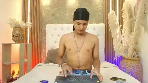 Andy online show from June 29, 8:31 pm