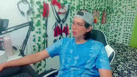 Andy Gray online show from May 17, 1:07 pm
