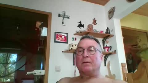 andybayern online show from May 1, 6:27 am