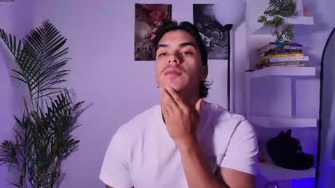 andypalmerr online show from June 28, 5:24 am