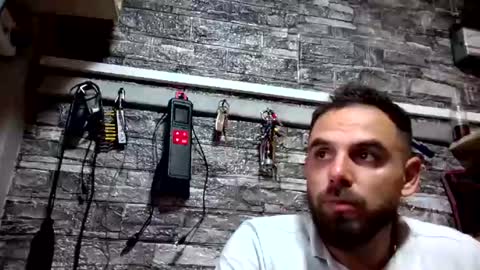 andyshr133 online show from July 21, 3:19 am