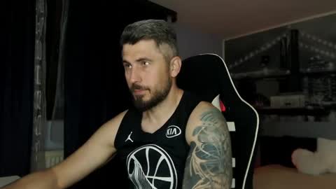 Magic Andy online show from May 18, 1:24 am