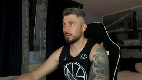 Magic Andy online show from May 9, 11:50 pm