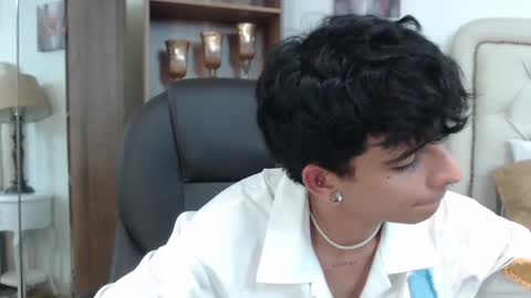 andyxibrat online show from May 11, 7:00 pm