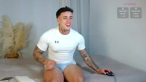 angel_boy01 online show from May 13, 1:13 am