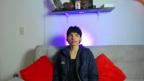 angel_dustt1 online show from June 8, 8:10 pm