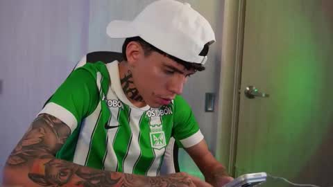 angel_luna0 online show from June 3, 4:25 am