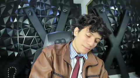 Angel online show from June 10, 4:36 am