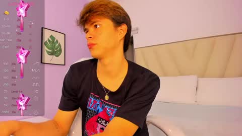 angel_wish_ online show from April 22, 3:24 am