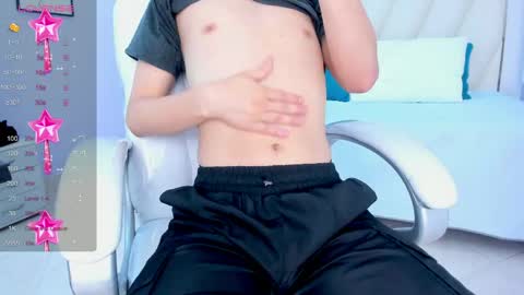 angel_wish_ online show from April 25, 3:42 am