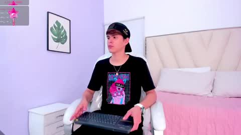 angel_wish_ online show from May 2, 3:53 am