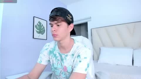 angel_wish_ online show from May 5, 3:52 am