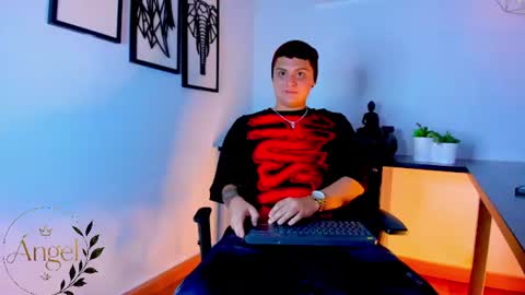 angelblue   online show from August 3, 7:42 pm