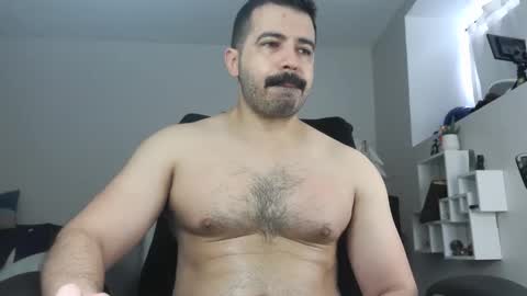 Angel Fusco online show from May 1, 2:52 pm