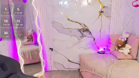 angelic_tay online show from July 30, 3:17 am