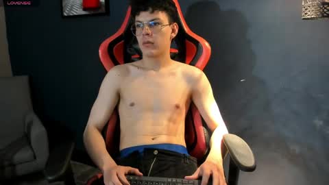 angelo online show from May 29, 8:52 pm