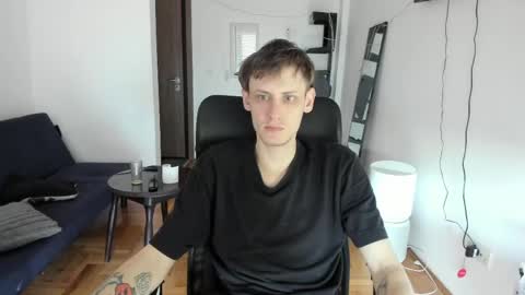    online show from May 5, 1:13 pm