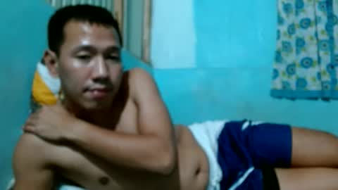 anonymous19982611 online show from June 2, 4:19 pm