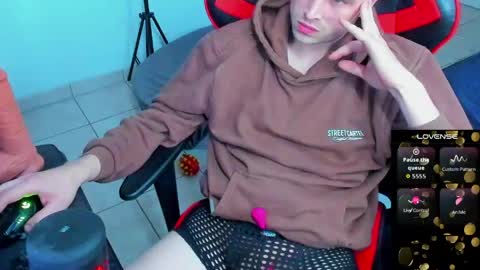 Anthony online show from May 11, 3:40 pm