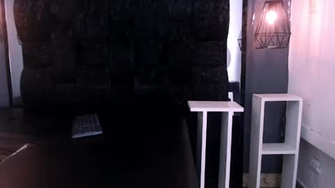 anxiuos miller online show from May 22, 6:07 am