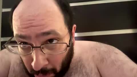 apolloguy3221 online show from June 8, 8:04 am