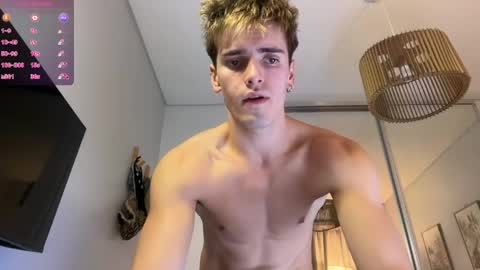 Archie online show from April 27, 9:42 pm
