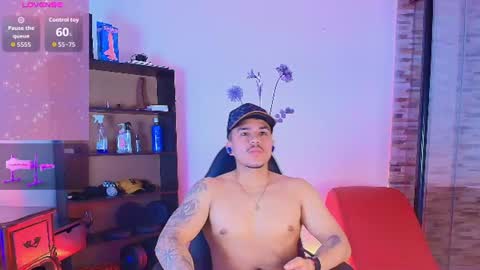 Ariies13 online show from July 31, 9:24 pm