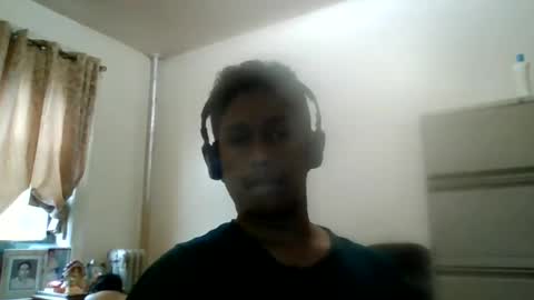 arjunc3 online show from July 9, 10:13 pm