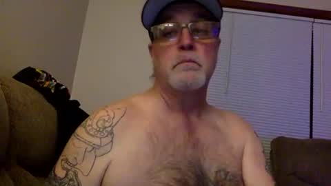 armyguy5311 online show from June 6, 9:26 am
